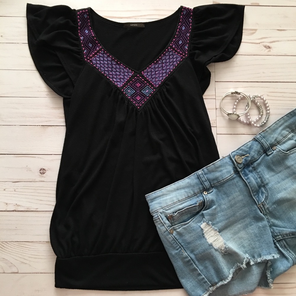 Aztec Print V-neck Shirt—Size S